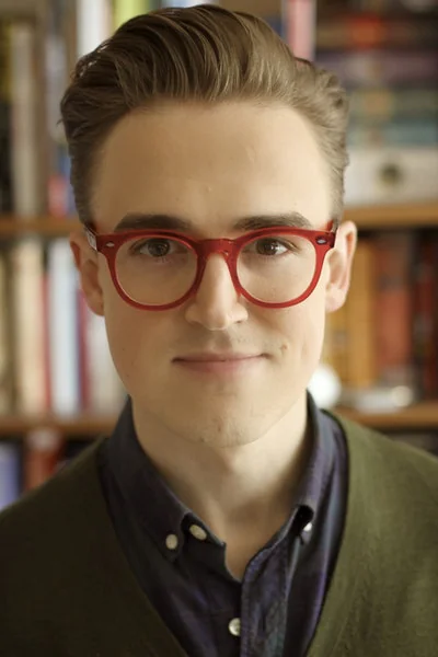 Tom Fletcher 把音乐节奏写进童话的人